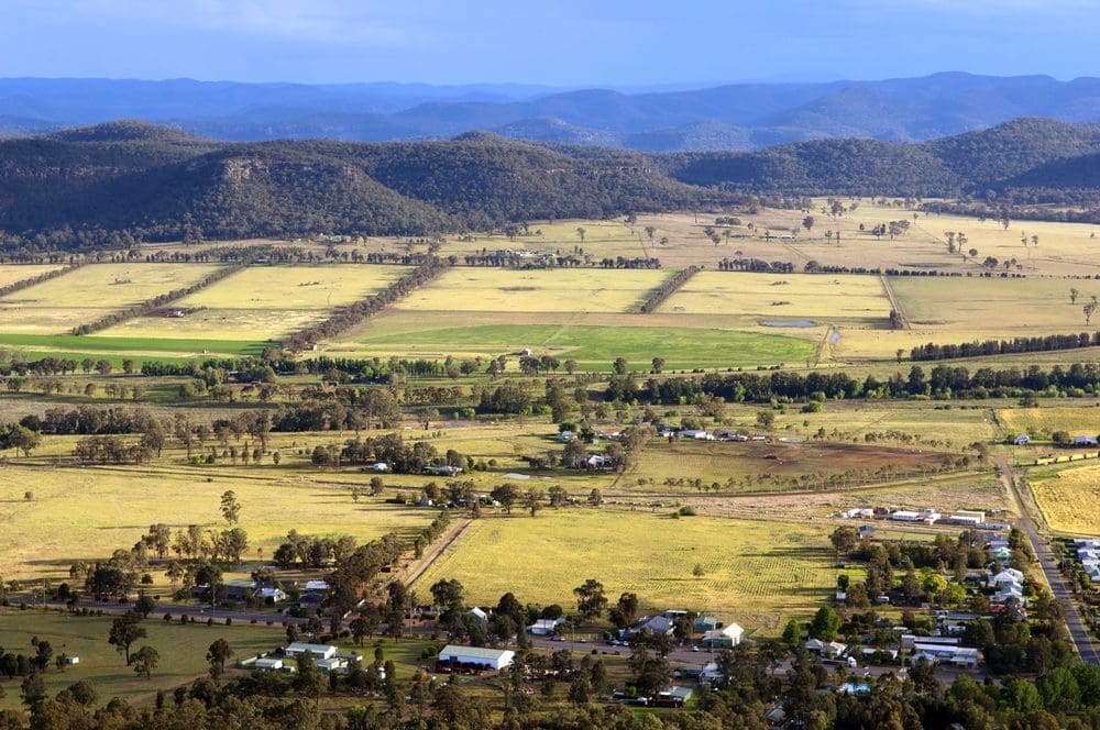 What does the 2016 Federal Budget hold for small agricultural businesses?